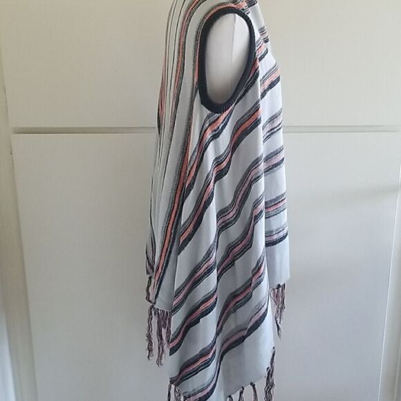 TCEC Long Sweater Vest, Grey/Blue Stripe, M, NWOT - Picture 4 of 6